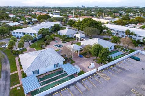 2201 NE 66th Street Fort Lauderdale FL 33308