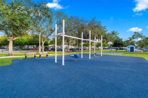 2201 NE 66th Street Fort Lauderdale FL 33308