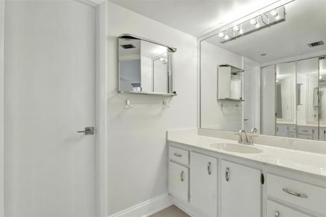 1000 Saint Charles Place Pembroke Pines FL 33026