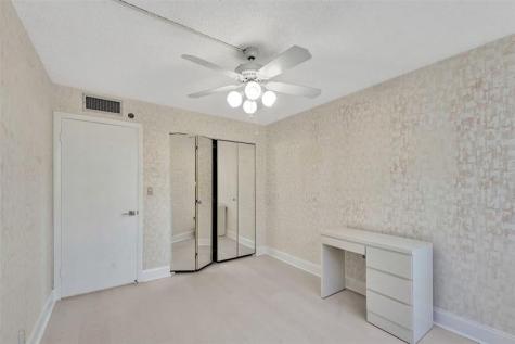 1000 Saint Charles Place Pembroke Pines FL 33026
