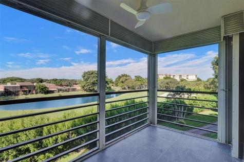1000 Saint Charles Place Pembroke Pines FL 33026