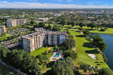 1000 Saint Charles Place Pembroke Pines FL 33026