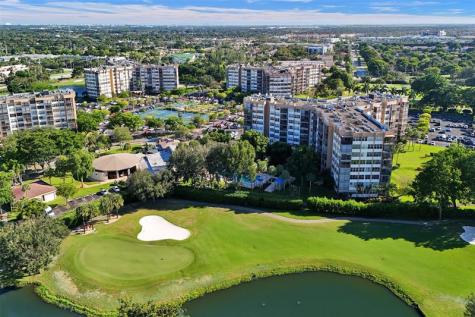1000 Saint Charles Place Pembroke Pines FL 33026