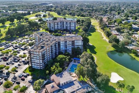 1000 Saint Charles Place Pembroke Pines FL 33026