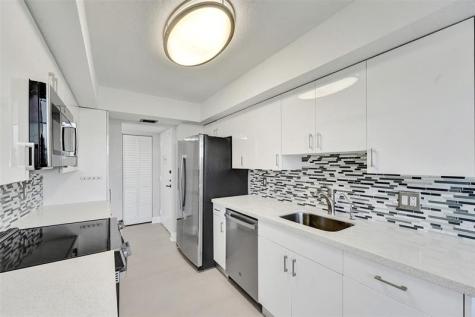 1000 Saint Charles Place Pembroke Pines FL 33026