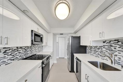 1000 Saint Charles Place Pembroke Pines FL 33026
