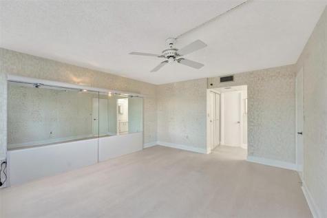 1000 Saint Charles Place Pembroke Pines FL 33026