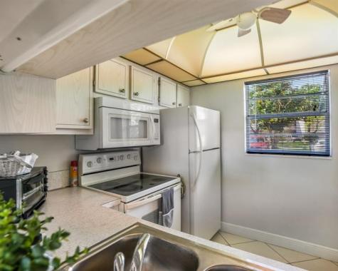 4705 NW 35th Street Lauderdale Lakes FL 33319