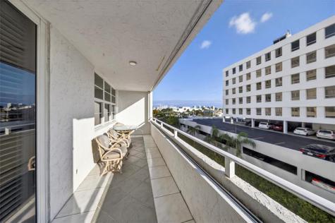 1160 N Federal Highway Fort Lauderdale FL 33304