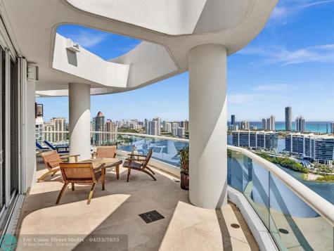 7000 Island Boulevard Aventura FL 33160
