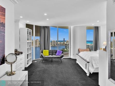 7000 Island Boulevard Aventura FL 33160