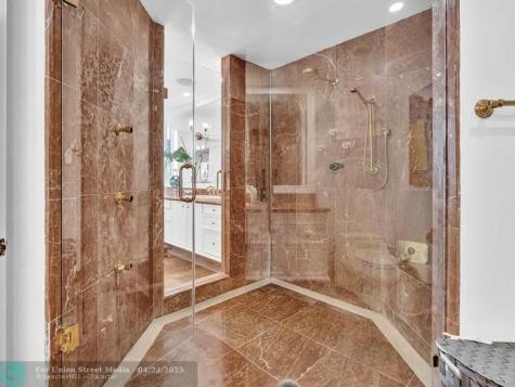 7000 Island Boulevard Aventura FL 33160