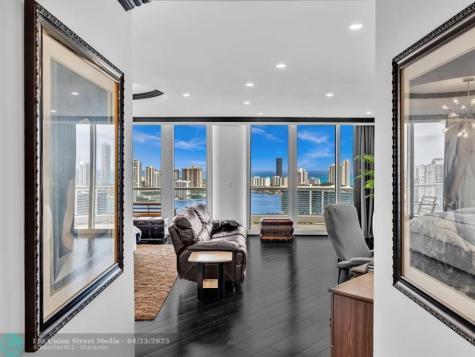 7000 Island Boulevard Aventura FL 33160