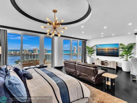 7000 Island Boulevard Aventura FL 33160