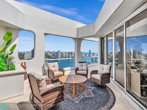 7000 Island Boulevard Aventura FL 33160