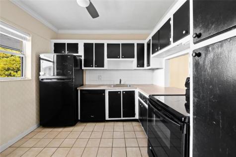 2980 Riverside Drive Coral Springs FL 33065