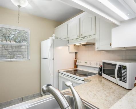 3400 NW 48th Avenue Lauderdale Lakes FL 33319
