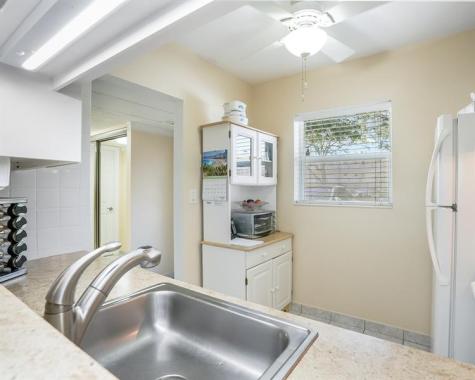 3400 NW 48th Avenue Lauderdale Lakes FL 33319