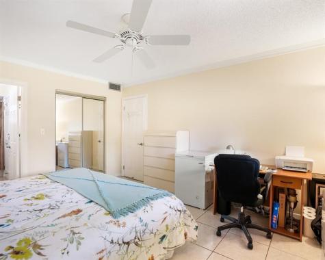 3400 NW 48th Avenue Lauderdale Lakes FL 33319
