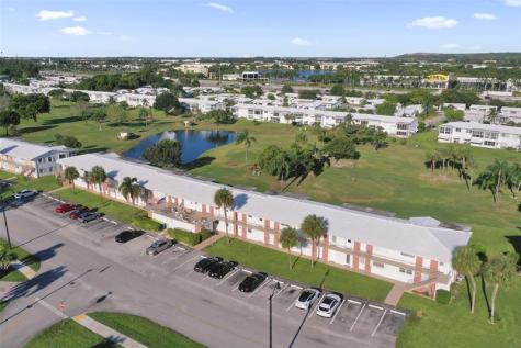 2751 E Golf Boulevard Pompano Beach FL 33064