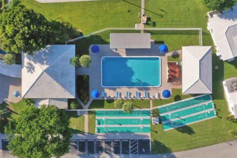 2751 E Golf Boulevard Pompano Beach FL 33064