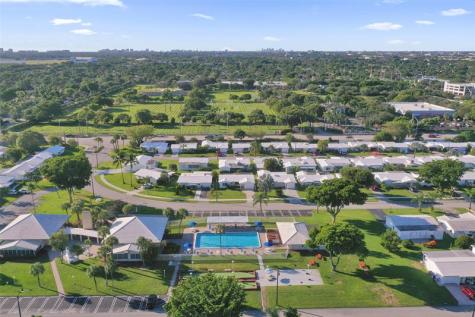 2751 E Golf Boulevard Pompano Beach FL 33064