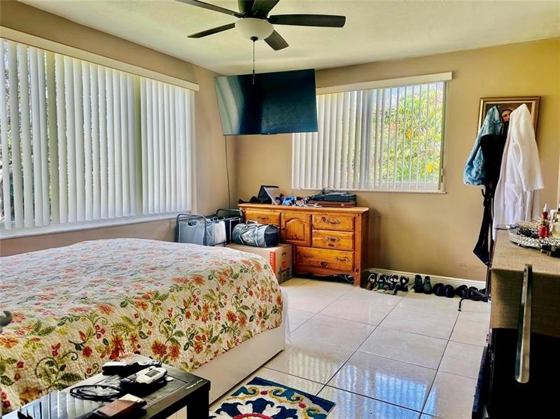 5985 Del Lago Circle Sunrise FL 33313