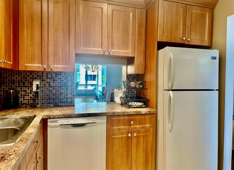 5985 Del Lago Circle Sunrise FL 33313