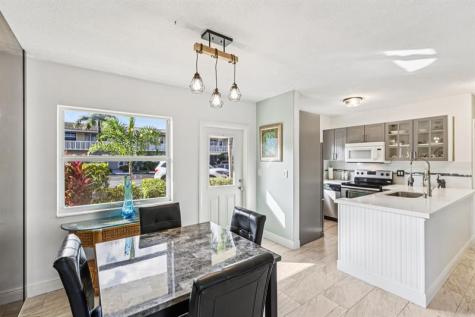 2131 NE 42nd Court Lighthouse Point FL 33064