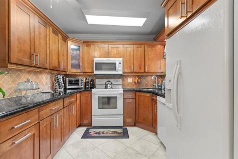 4624 Carambola Circle Coconut Creek FL 33066