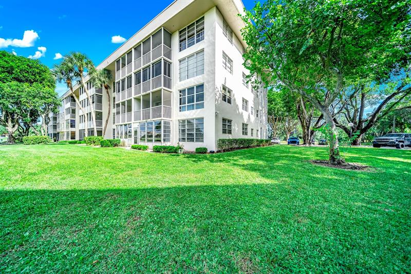 2601 S Course Drive Pompano Beach FL 33069