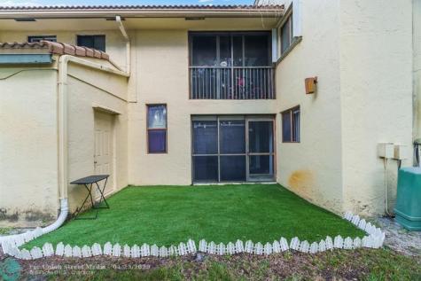 9592 SW 1st Court Coral Springs FL 33071