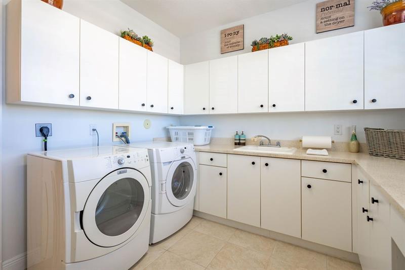 2825 Marina Circle Lighthouse Point FL 33064