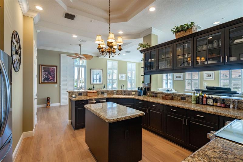 2825 Marina Circle Lighthouse Point FL 33064