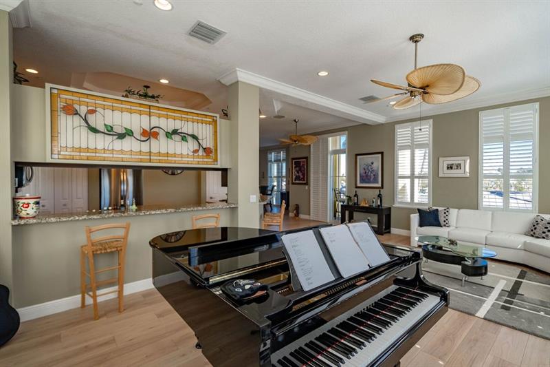 2825 Marina Circle Lighthouse Point FL 33064