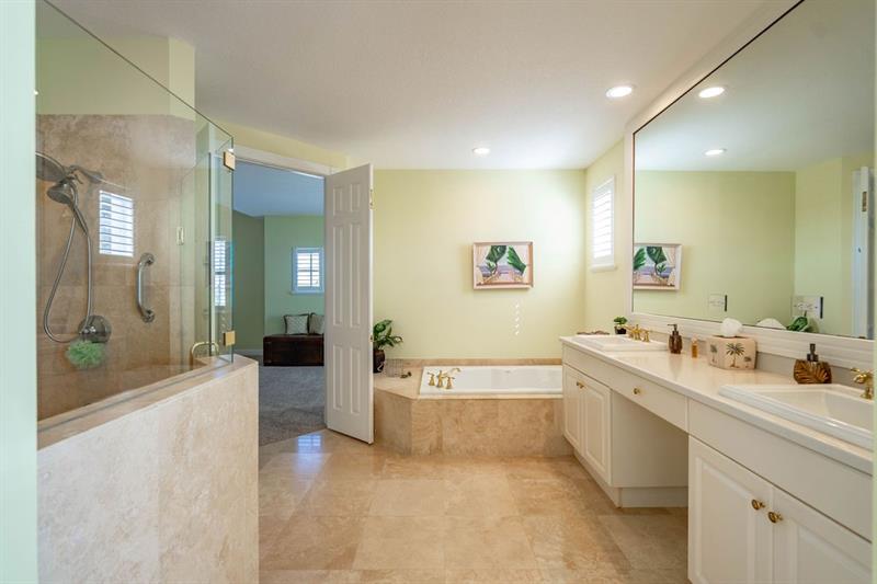 2825 Marina Circle Lighthouse Point FL 33064