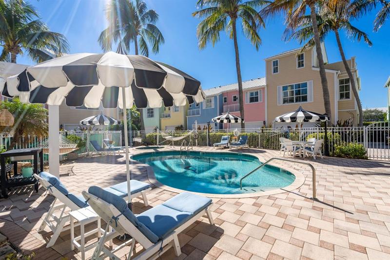 2825 Marina Circle Lighthouse Point FL 33064