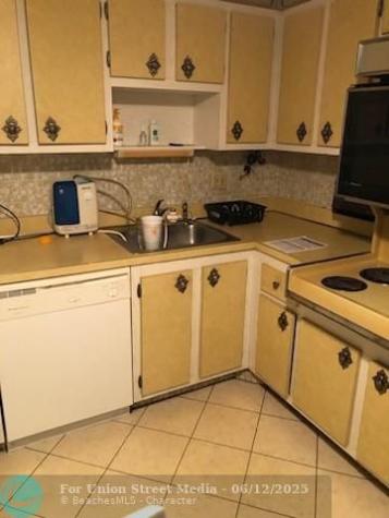4751 NW 21st Street Lauderhill FL 33313
