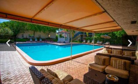 5310 NE 6th Avenue Oakland Park FL 33334