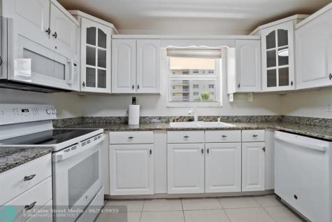 1051 Hillsboro Mile Hillsboro Beach FL 33062