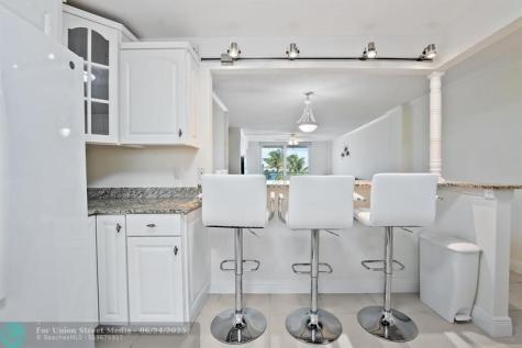 1051 Hillsboro Mile Hillsboro Beach FL 33062