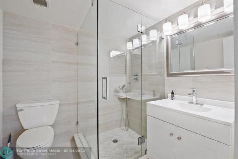 1051 Hillsboro Mile Hillsboro Beach FL 33062