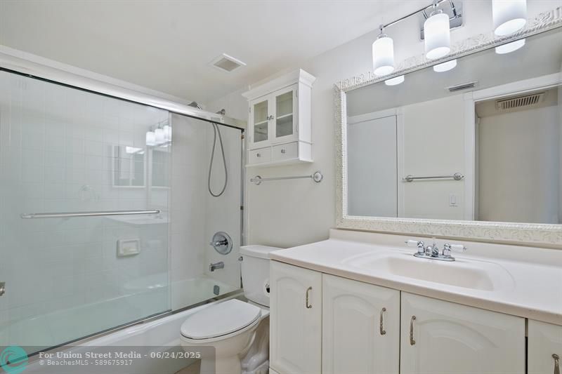 1051 Hillsboro Mile Hillsboro Beach FL 33062