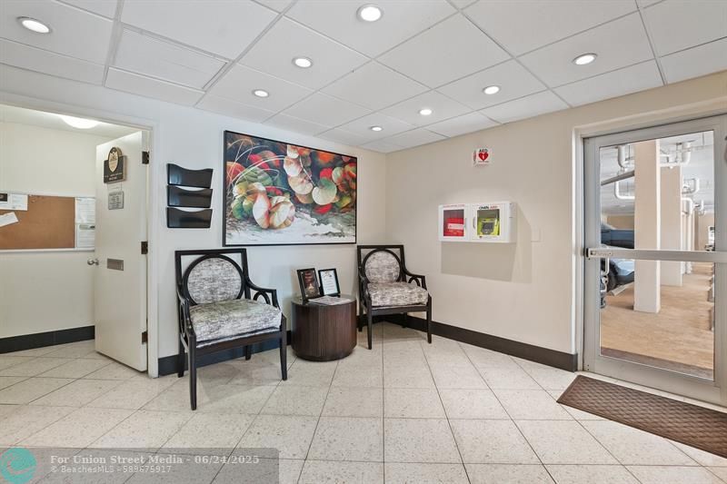 1051 Hillsboro Mile Hillsboro Beach FL 33062