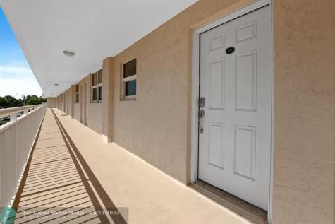 1051 Hillsboro Mile Hillsboro Beach FL 33062