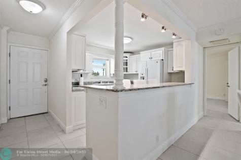 1051 Hillsboro Mile Hillsboro Beach FL 33062
