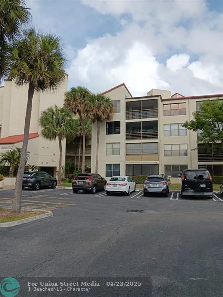 2304 S Cypress Bend Drive Pompano Beach FL 33069