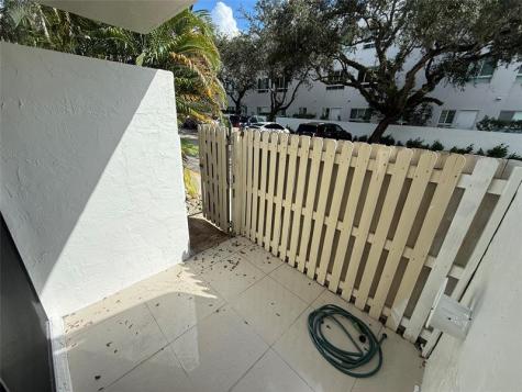 19428 NE 26th Avenue Miami FL 33180