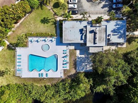 19428 NE 26th Avenue Miami FL 33180