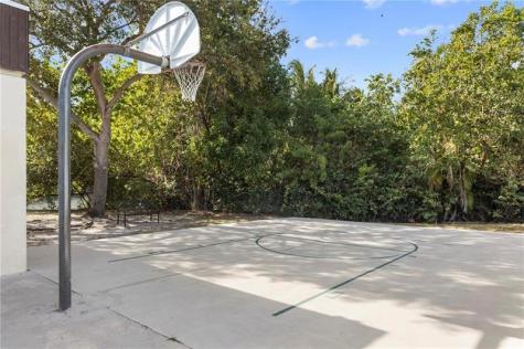19428 NE 26th Avenue Miami FL 33180